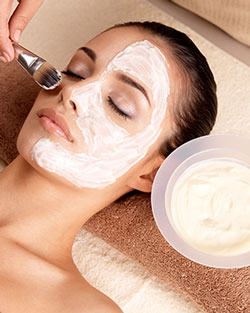 Aquagold Deluxe Facial Near Me in Avon, CT
